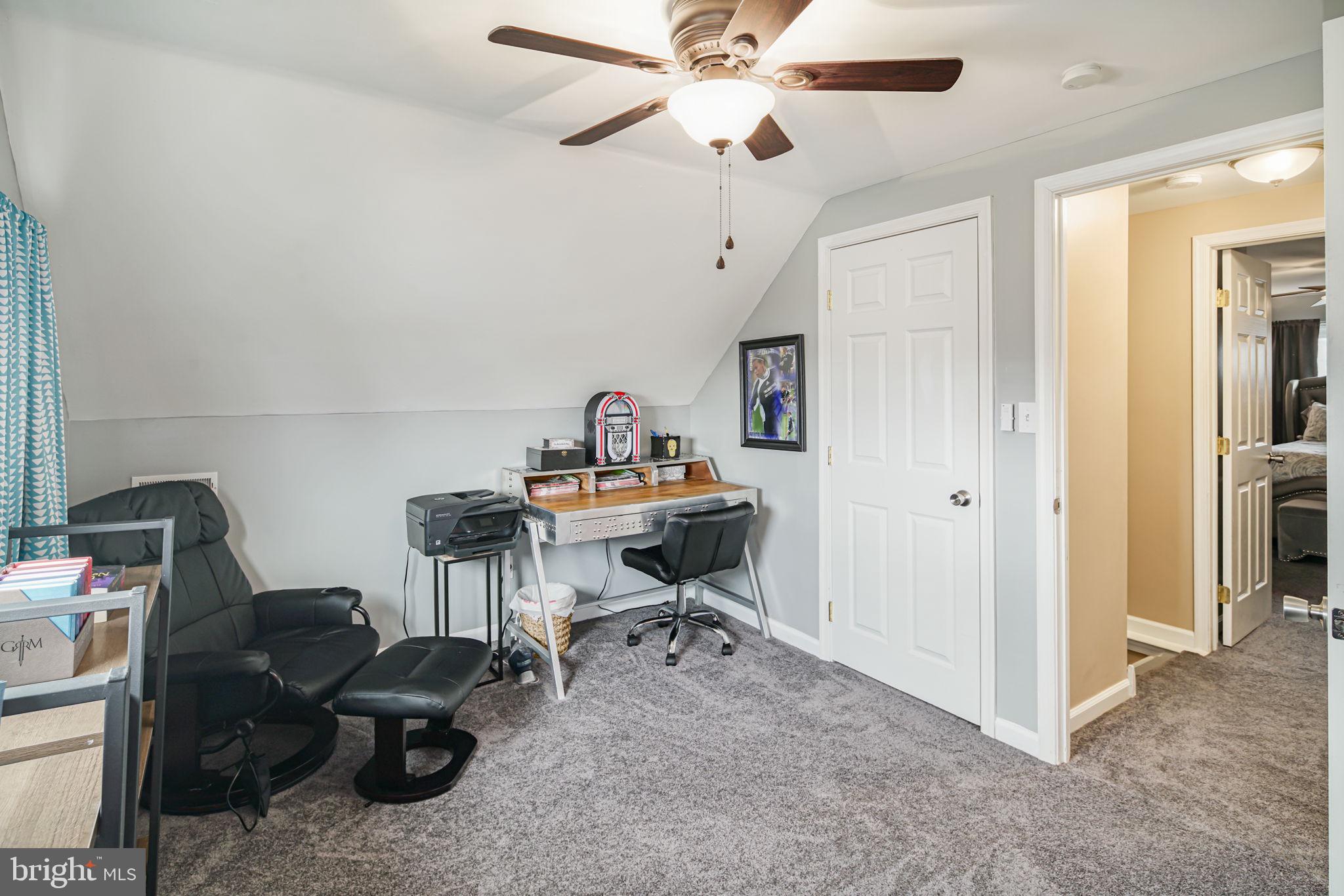 11 Quartz Road Levittown, PA 19057 - Photo 27 of 34 3rd bedroom