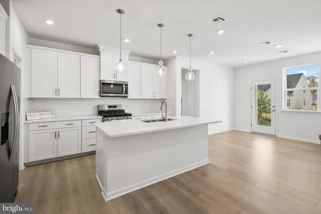 $445,000 | 380 Scranton Lane, Ocean View, DE 19970