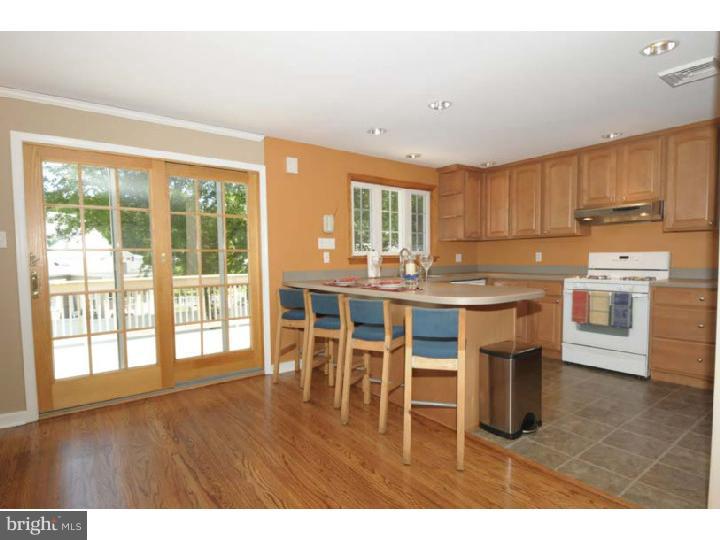 27 Braxton Road Bryn Mawr, PA 19010 - Photo 7 of 23 Kitchen