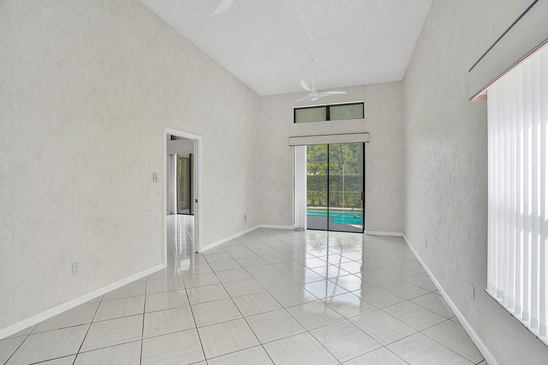 22644 Esplanada Circle Boca Raton, FL 33433 - Photo 40 of 55 DSC05177