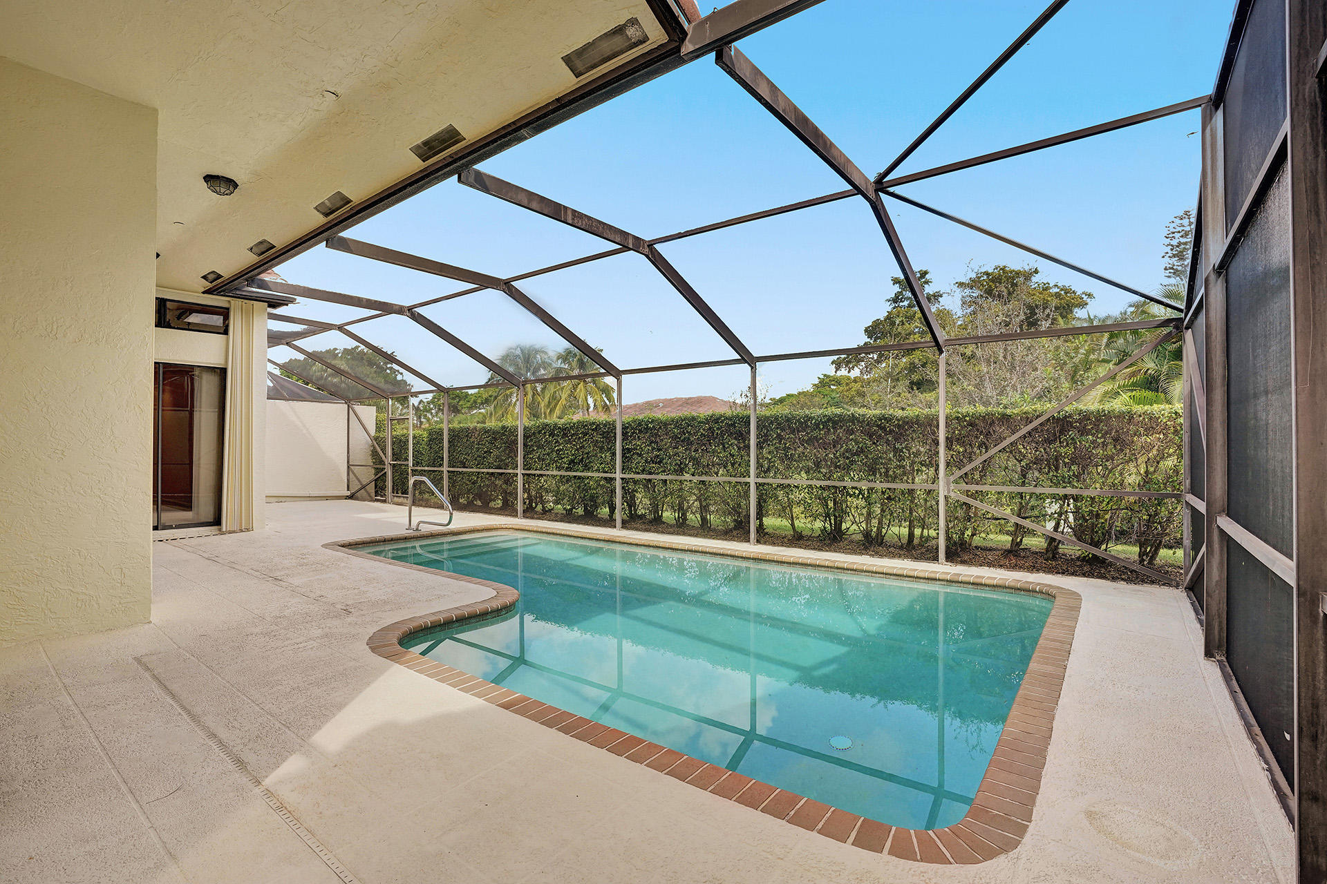 22644 Esplanada Circle Boca Raton, FL 33433 - Photo 44 of 55 DSC05189