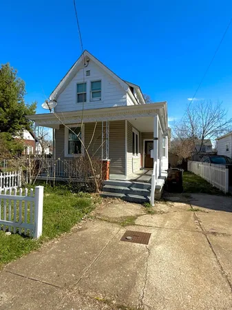 $129,900 | 412 Lombardy Street, Elmwood Place, OH 45216