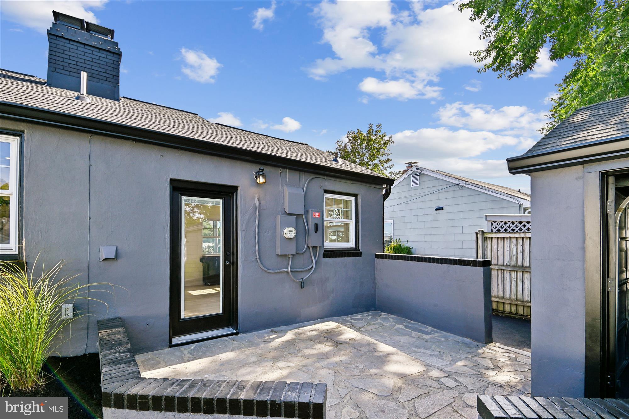 233 Farragut Road Annapolis, MD 21401 - Photo 22 of 38 Charming outdoor space with modern appeal.