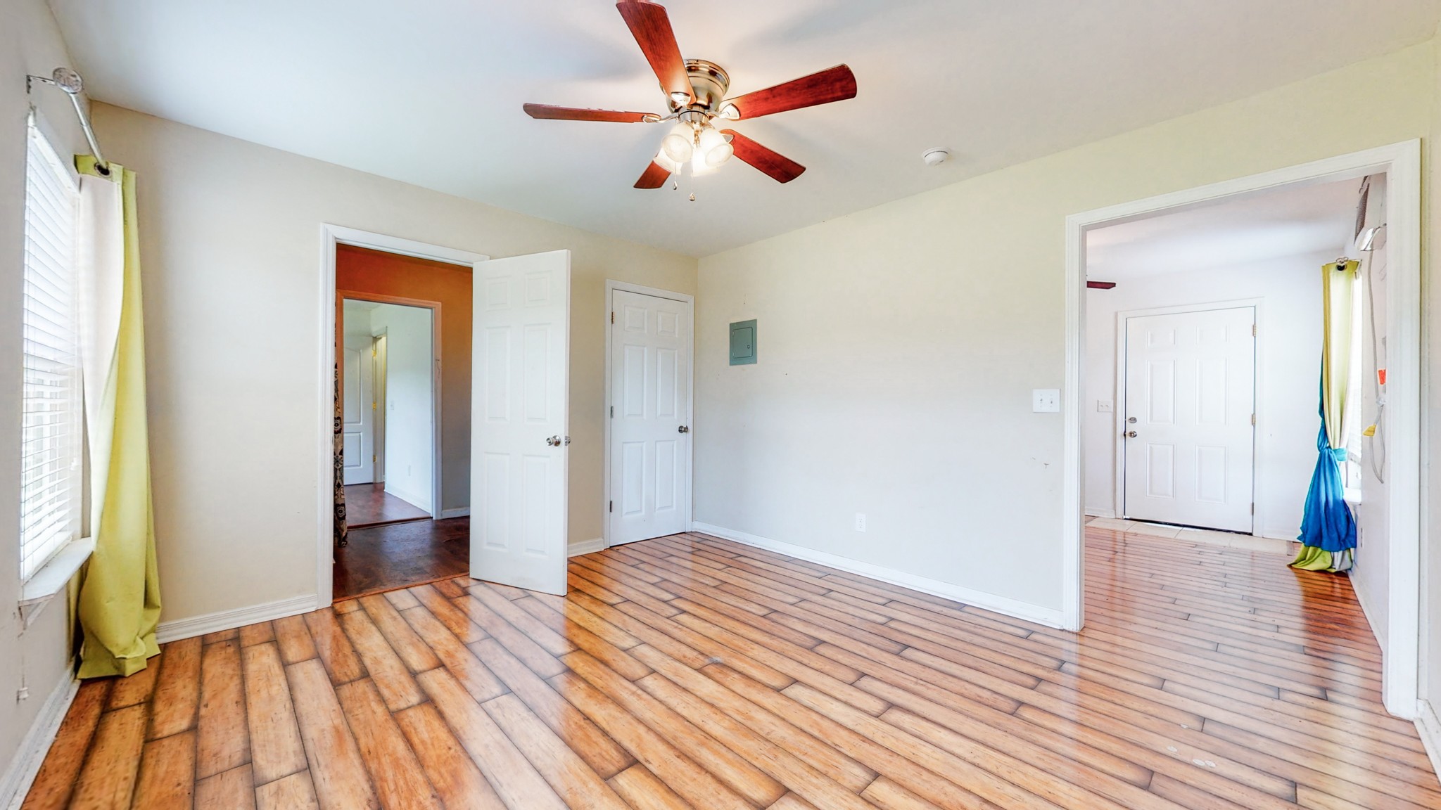 643 Beech Log Road Watertown, TN 37184 - Photo 19 of 31 a view of empty room with wooden floor