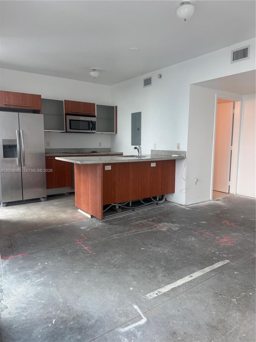 185 Southwest 7th Street, Unit 3900 Miami, FL 33130 - Photo 2 of 14