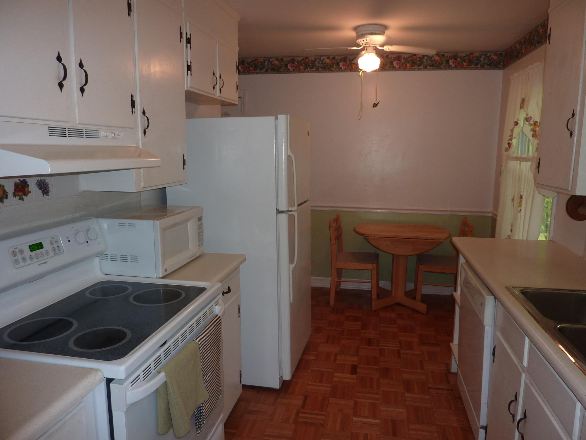 2433 Bermuda Road Northwest Roanoke, VA 24017 - Photo 8 of 15 Eat-In-Kitchen