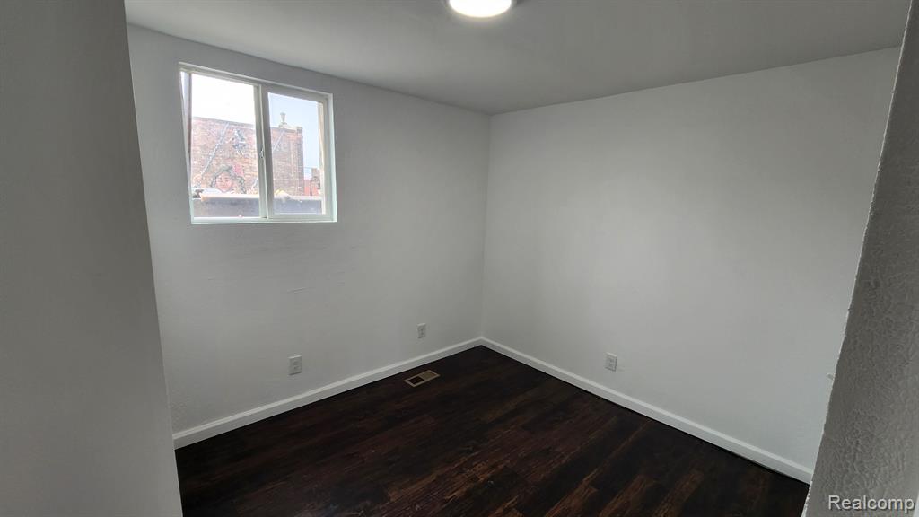 8529 Vernor Highway, Unit UPPR Detroit, MI 48209 - Photo 8 of 13