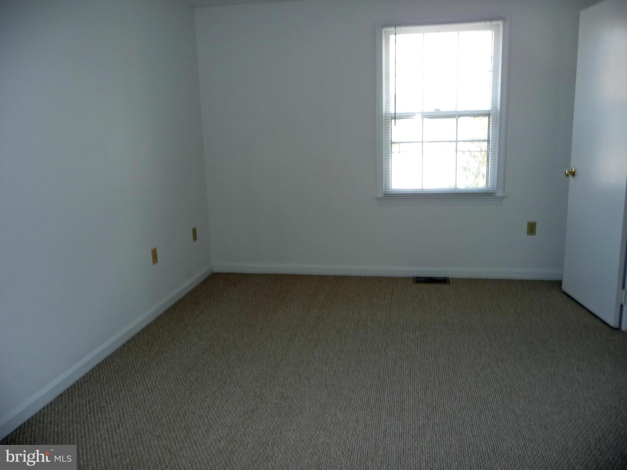 6022 Independence Way Alexandria, VA 22312 - Photo 14 of 26 Front Master Bedroom