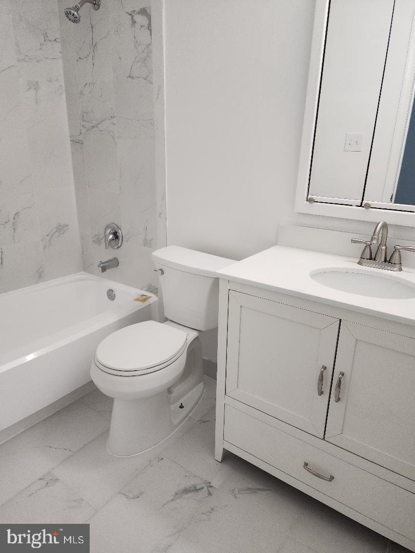 6022 Independence Way Alexandria, VA 22312 - Photo 20 of 26 Rear Bathroom - Updated in 2023.