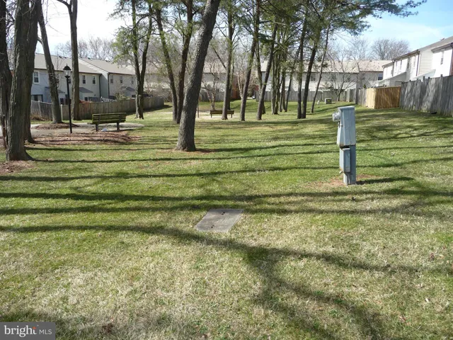 $2,600 | 6022 Independence Way, Alexandria, VA 22312