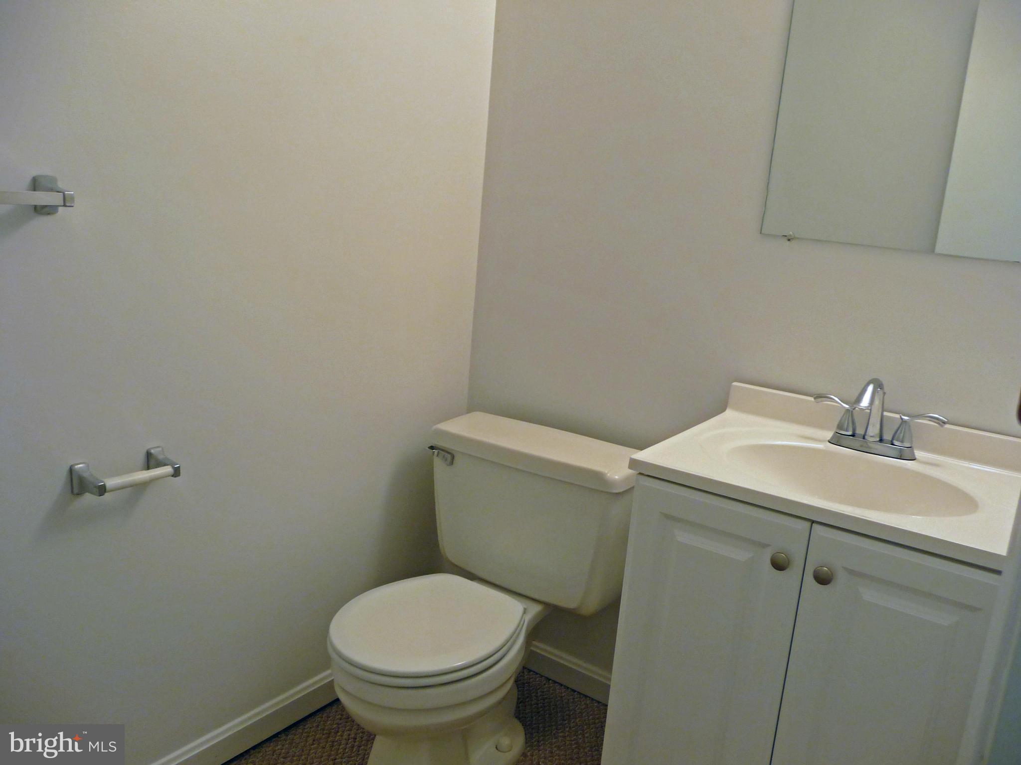6022 Independence Way Alexandria, VA 22312 - Photo 5 of 26 Half Bath on Main Level