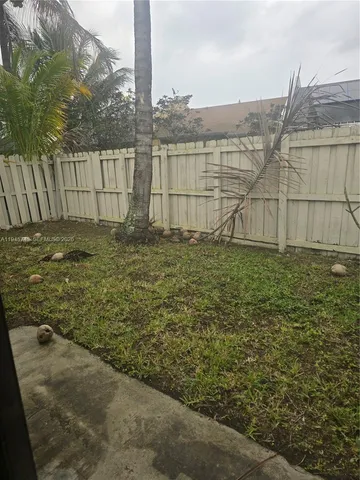 $2,000 | 1322 Sandpiper Boulevard, Unit 1, Homestead, FL 33034