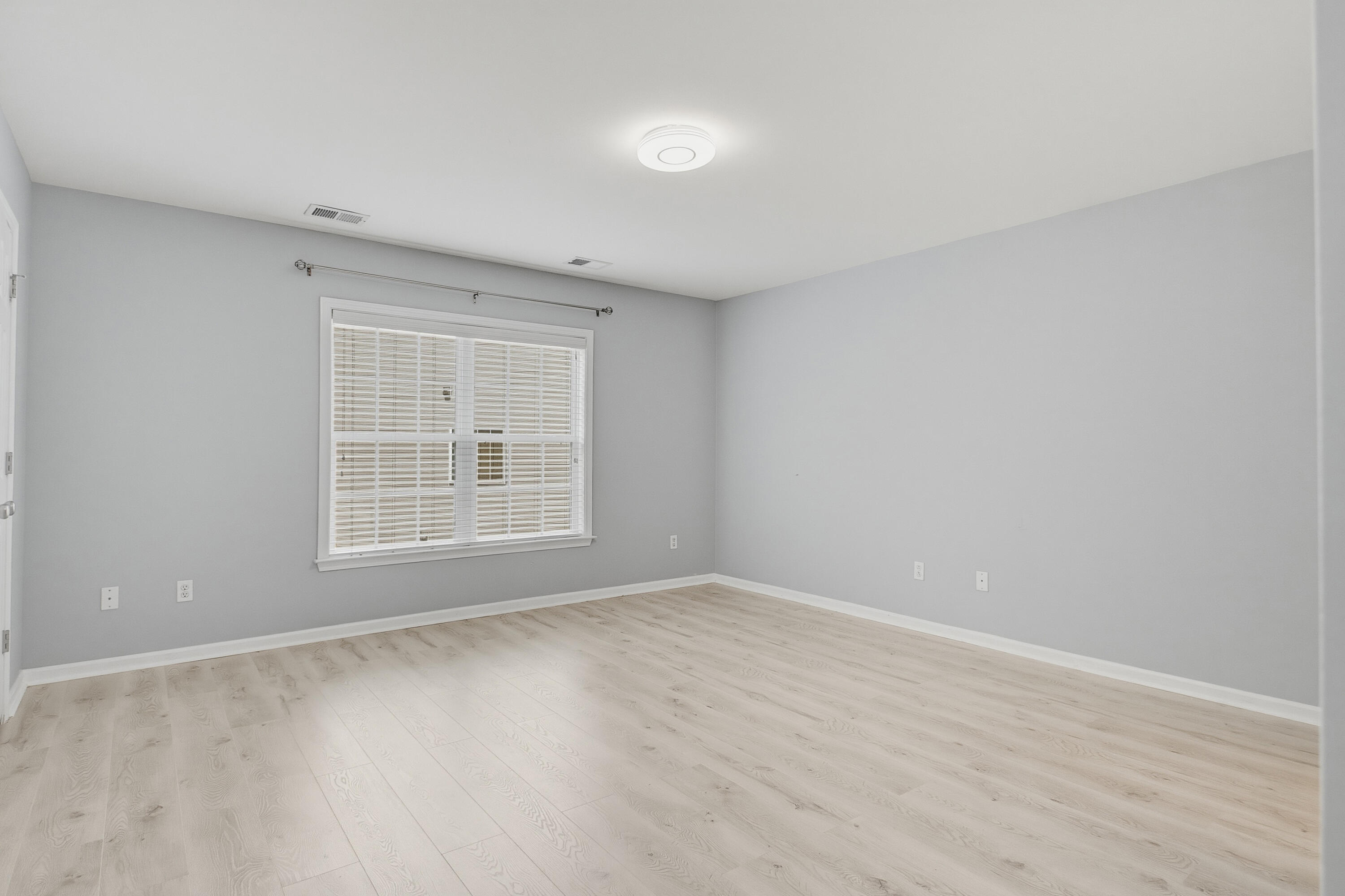 1507 Marsh Reed Court Hanahan, SC 29410 - Photo 44 of 58 1507 (30)