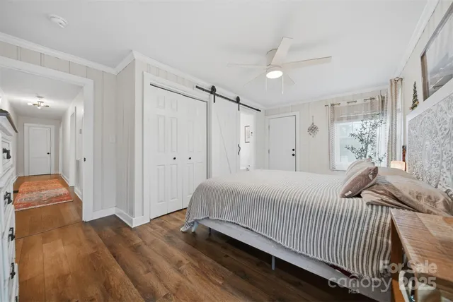 $273,700 | 524 Hibriten Drive Southeast, Lenoir, NC 28645