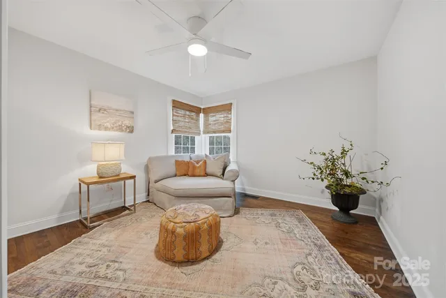 $273,700 | 524 Hibriten Drive Southeast, Lenoir, NC 28645