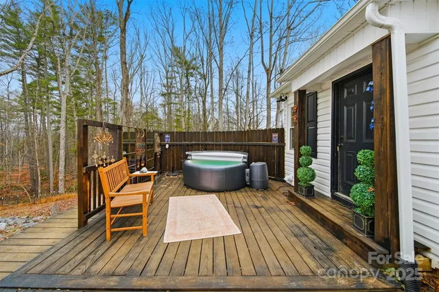 $273,700 | 524 Hibriten Drive Southeast, Lenoir, NC 28645