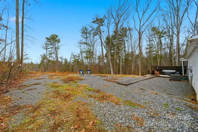 $273,700 | 524 Hibriten Drive Southeast, Lenoir, NC 28645