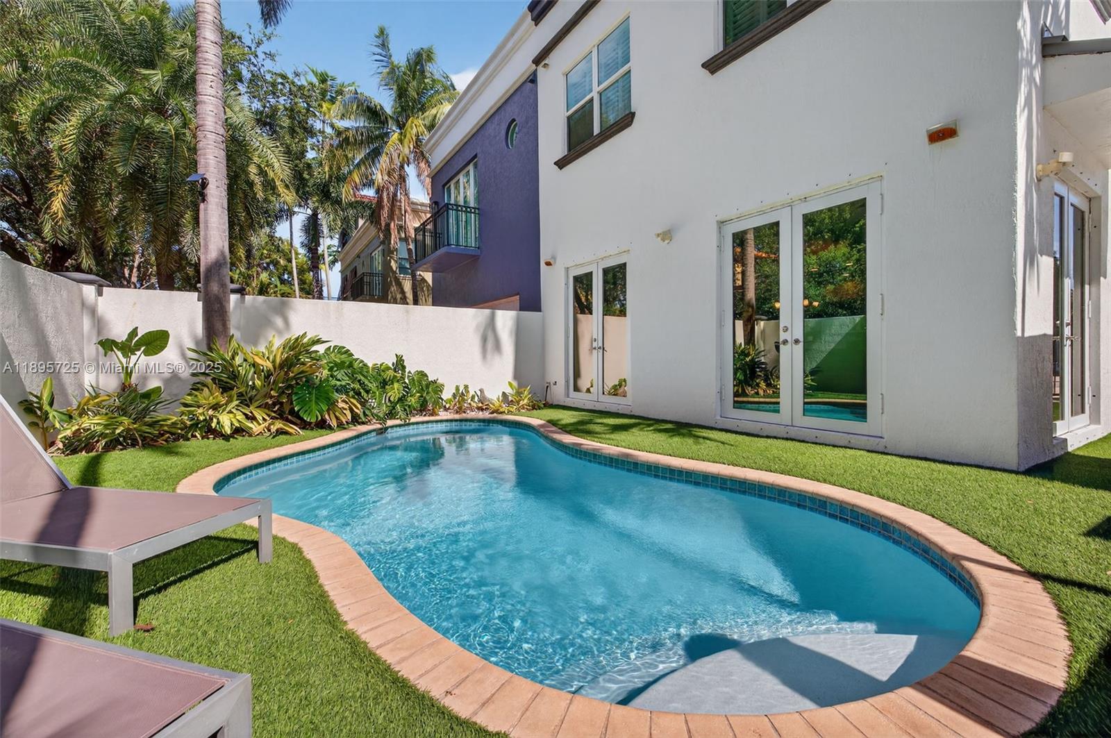 312 Northeast 12th Avenue Fort Lauderdale, FL 33301 - Photo 32 of 39 a view of swimming pool with outdoor seating