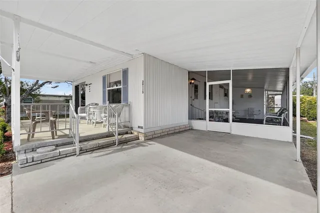 $125,000 | 39115 Ola Avenue, Zephyrhills, FL 33542