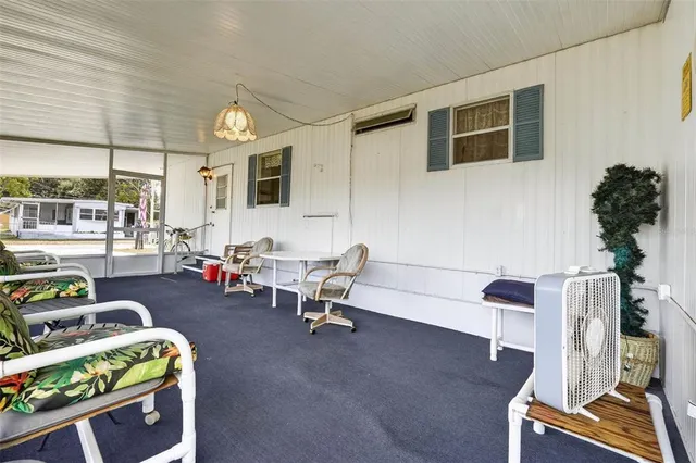 $125,000 | 39115 Ola Avenue, Zephyrhills, FL 33542