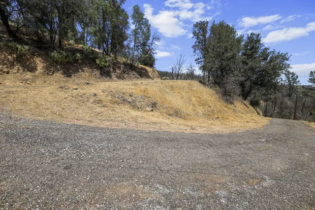 $76,000 | 14020 Windfall Drive, Redding, CA 96003