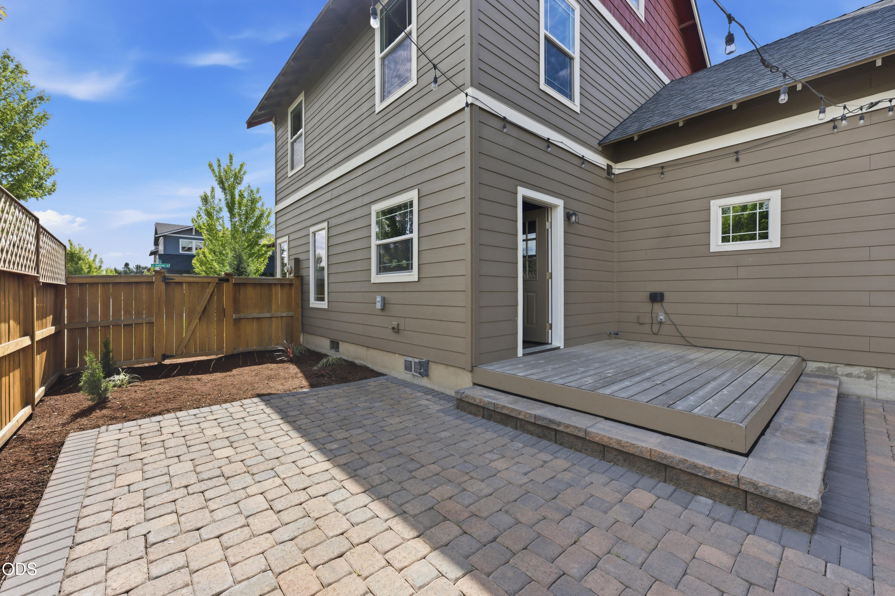 62719 Hawkview Road Bend, OR 97701 - Photo 35 of 55
