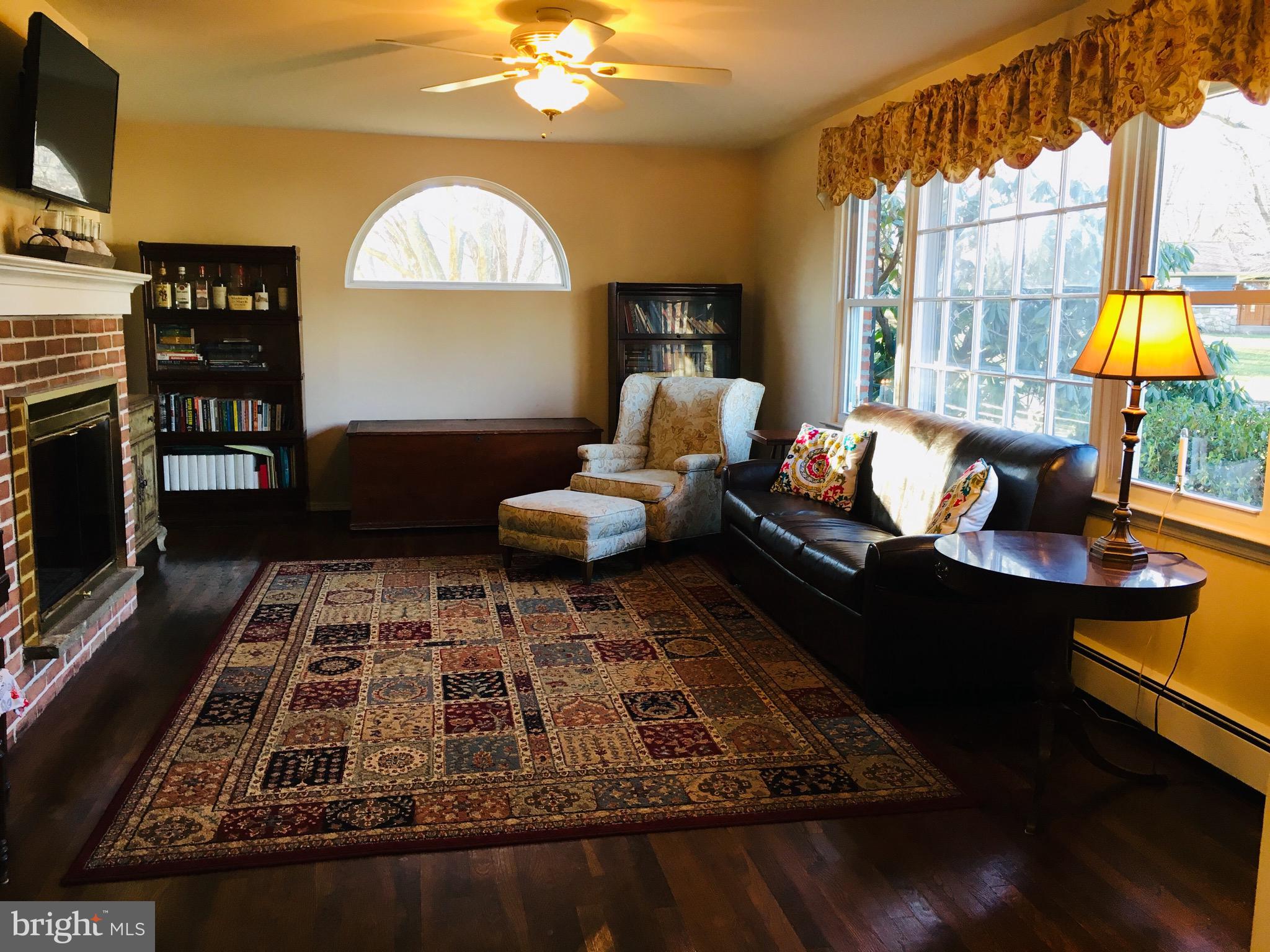 3096 Yorkshire Road Doylestown, PA 18902 - Photo 8 of 13 Living Room