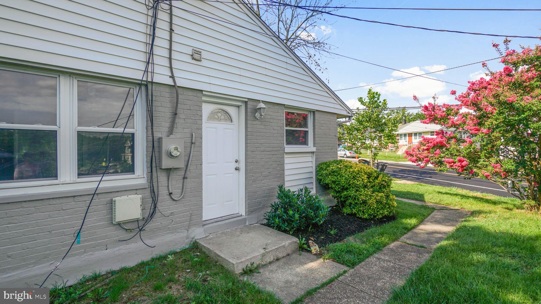 2005 Palmer Park Road Landover, MD 20785 - Photo 5 of 29
