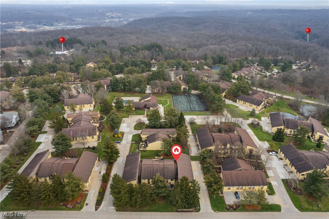 949 Hampton Ridge Drive Akron, OH 44313 - Photo 3 of 35 Condo in proximity to both Seiberling Nature Realm and Sand Run Metro Park