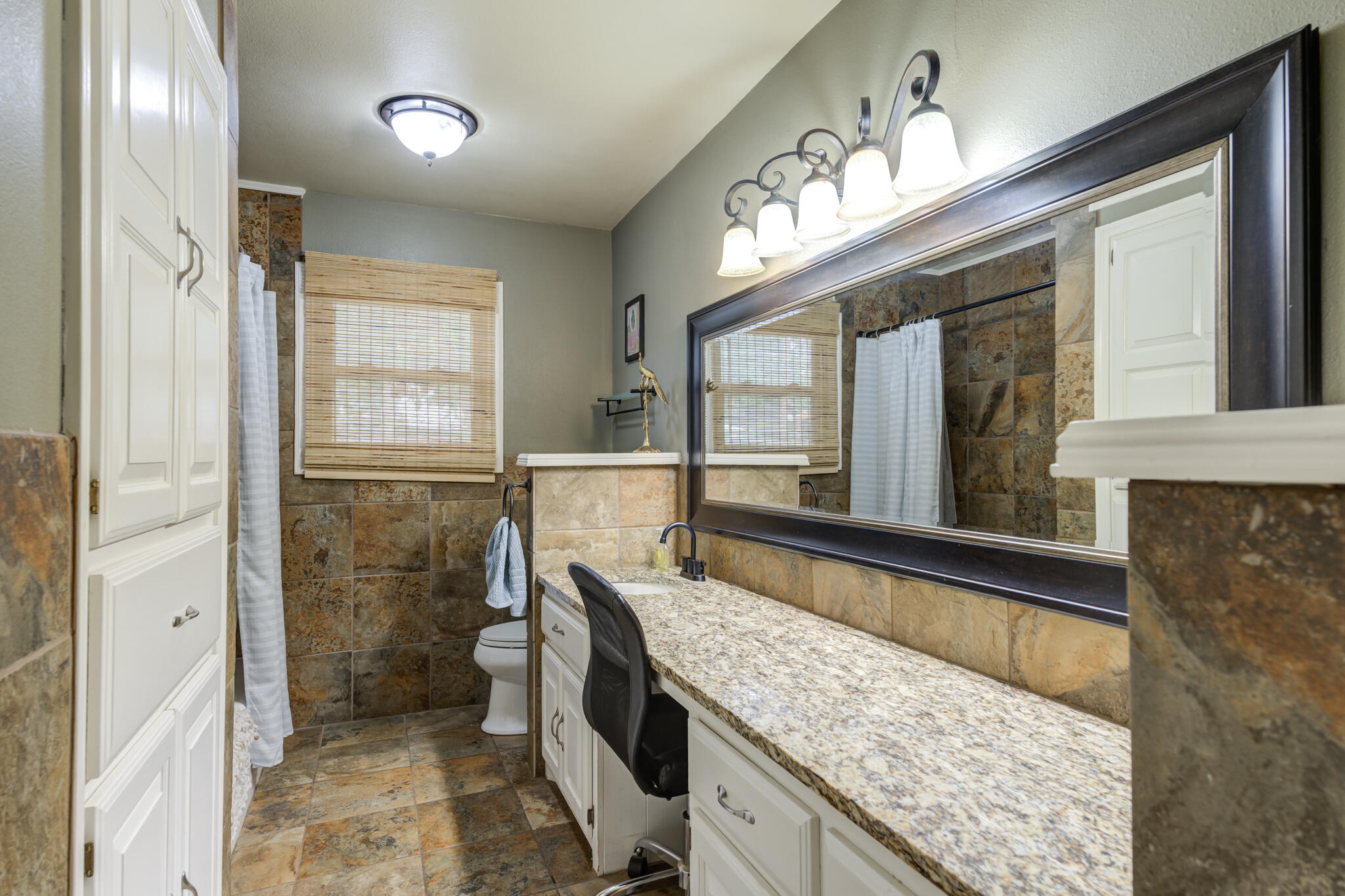 3420 60th Street Lubbock, TX 79413 - Photo 41 of 57 view of living room kitchen and entryway