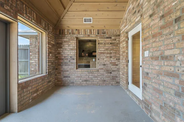 $320,000 | 10305 Avenue X, Lubbock, TX 79423