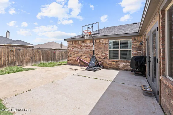 $320,000 | 10305 Avenue X, Lubbock, TX 79423