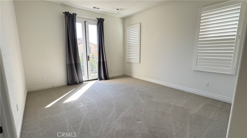 112 Graphite Irvine, CA 92620 - Photo 30 of 46