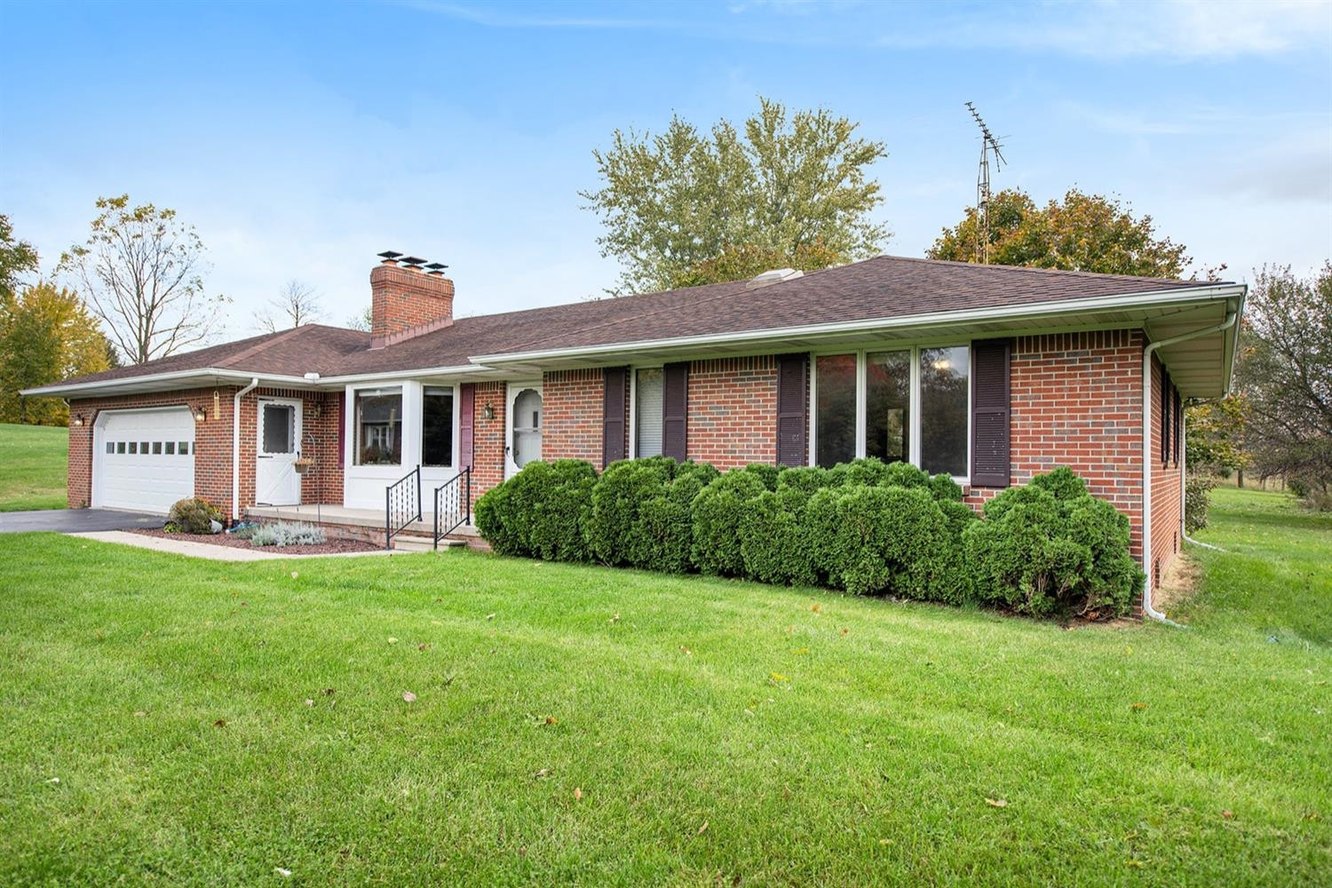 1140 North Freer Road Chelsea, MI 48118 - Photo 2 of 30 Photo 2