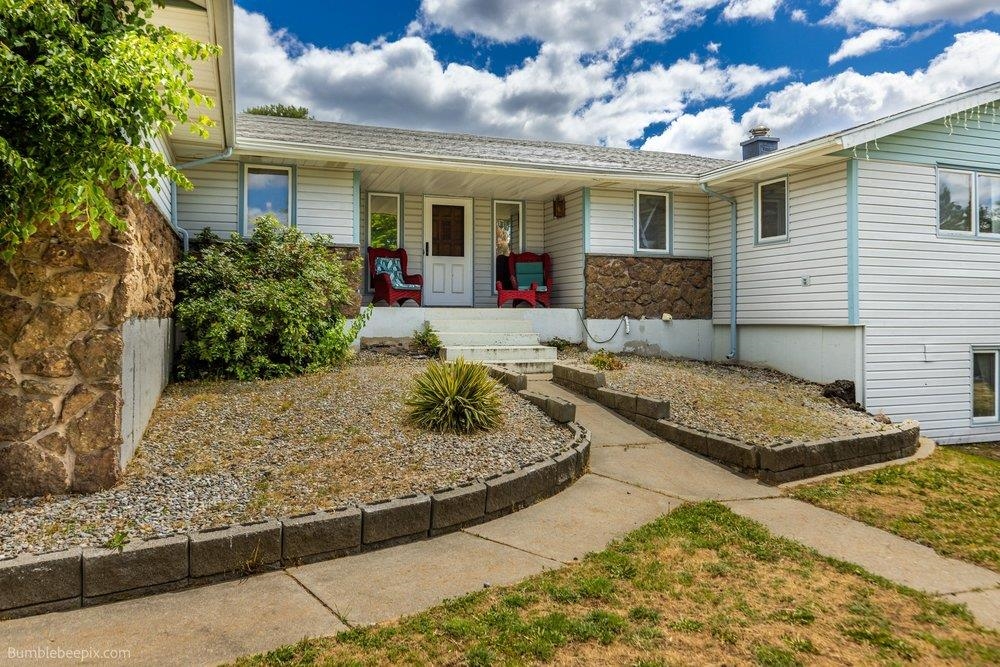 2105 West Borden Road Spokane, WA 99224 - Photo 1 of 50