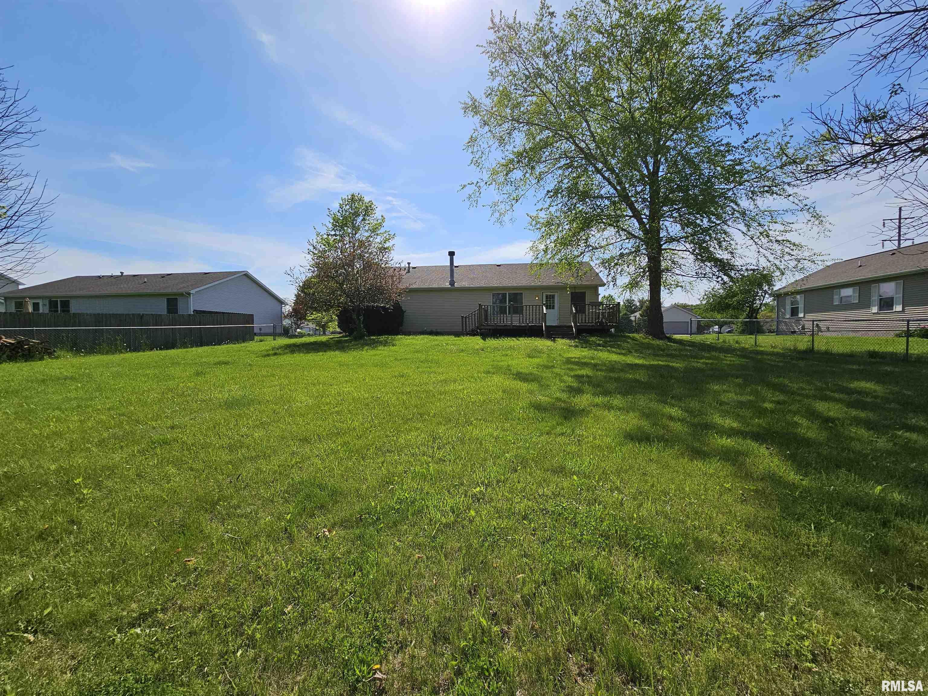 506 Bitterroot Drive Athens, IL 62613 - Photo 21 of 23 Gallery Image 21