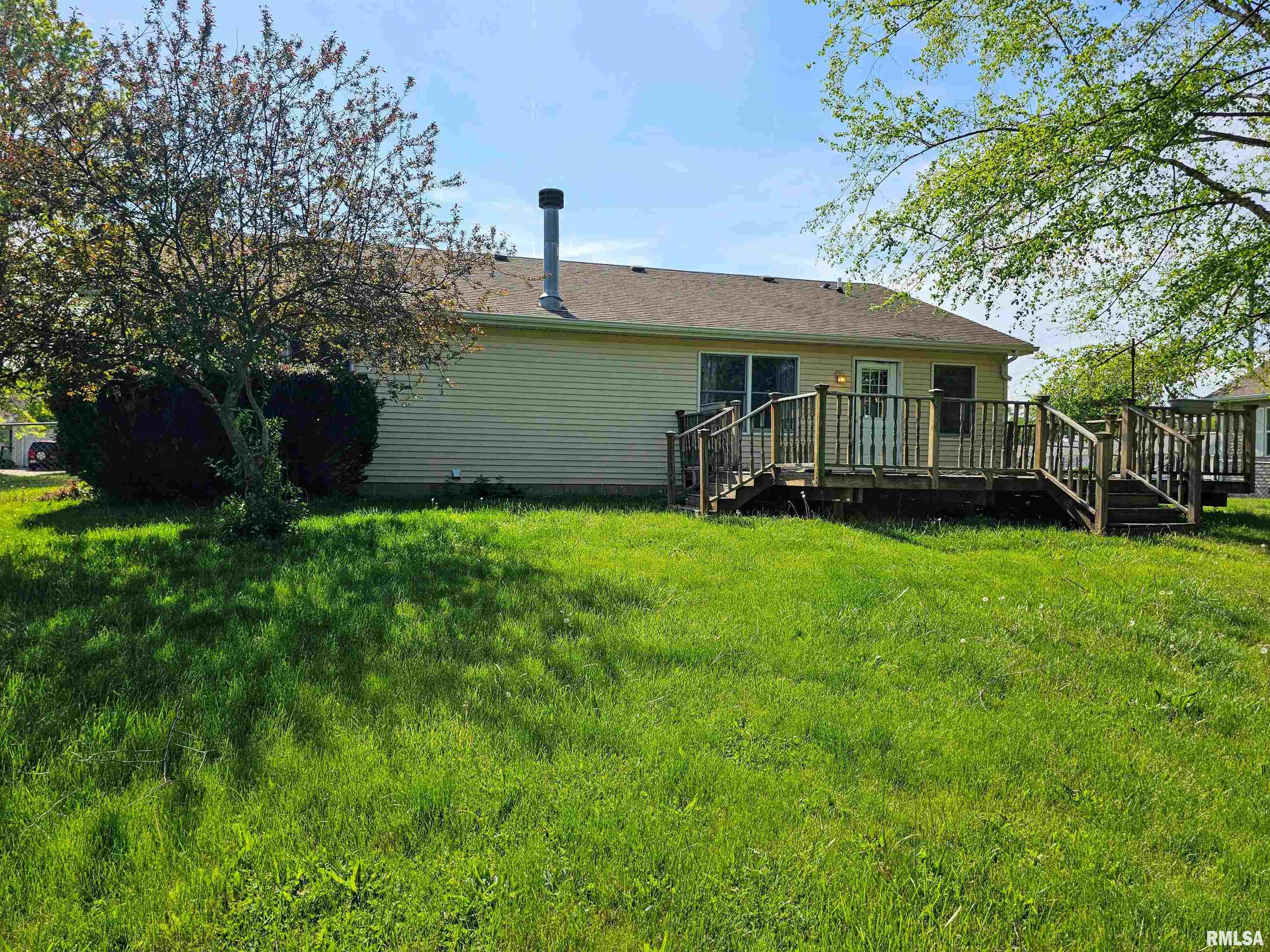 506 Bitterroot Drive Athens, IL 62613 - Photo 23 of 23 Gallery Image 23