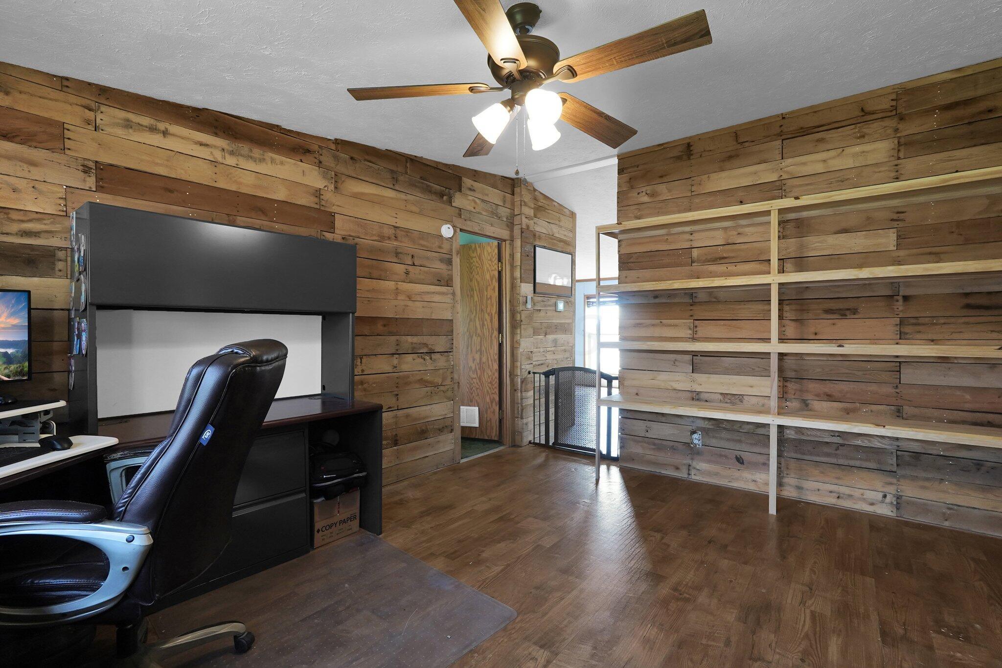 7020 York Road Southwest Pataskala, OH 43062 - Photo 13 of 27 Office