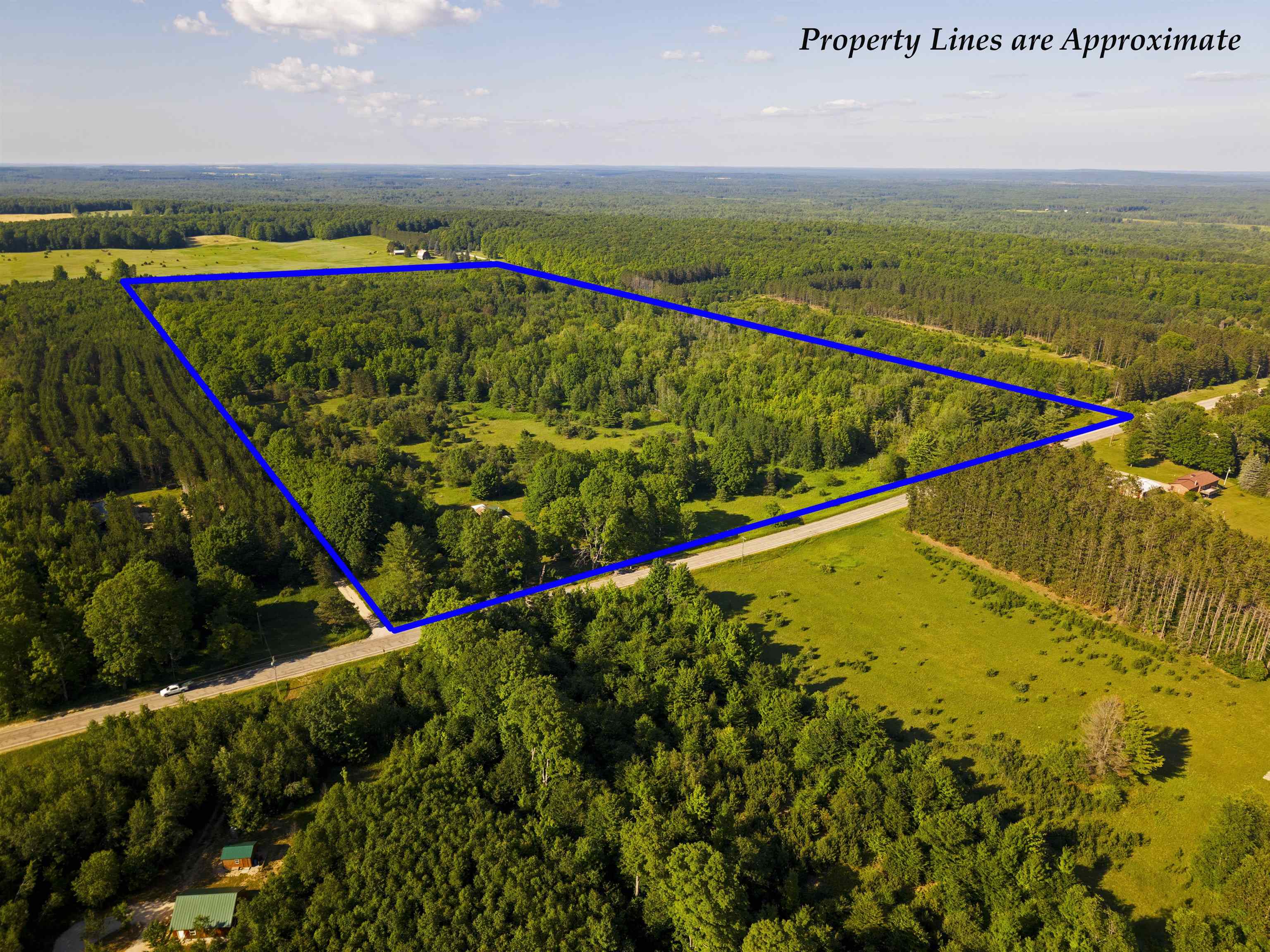 1783 West Sharon Road Fife Lake, MI 49633 - Photo 4 of 71 1947890-c60dbbb8-bf1d-48c7-afed-39a9099441ed.JPG