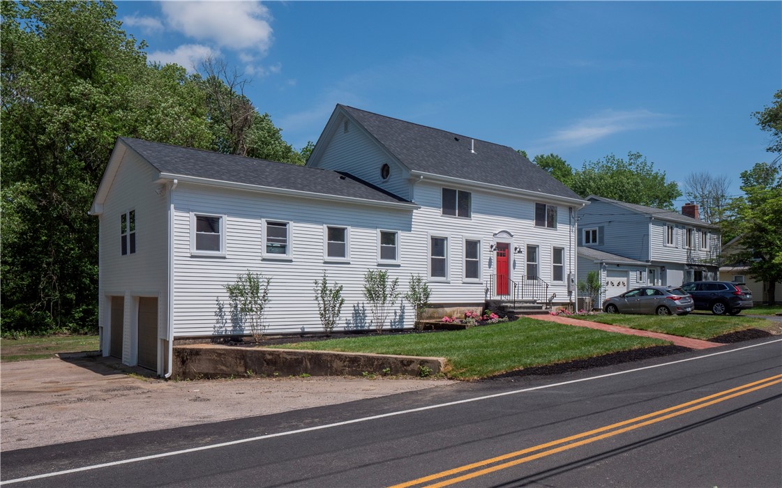 95 Boston Street Coventry, RI 02816 - Photo 3 of 48 Gallery Image 3