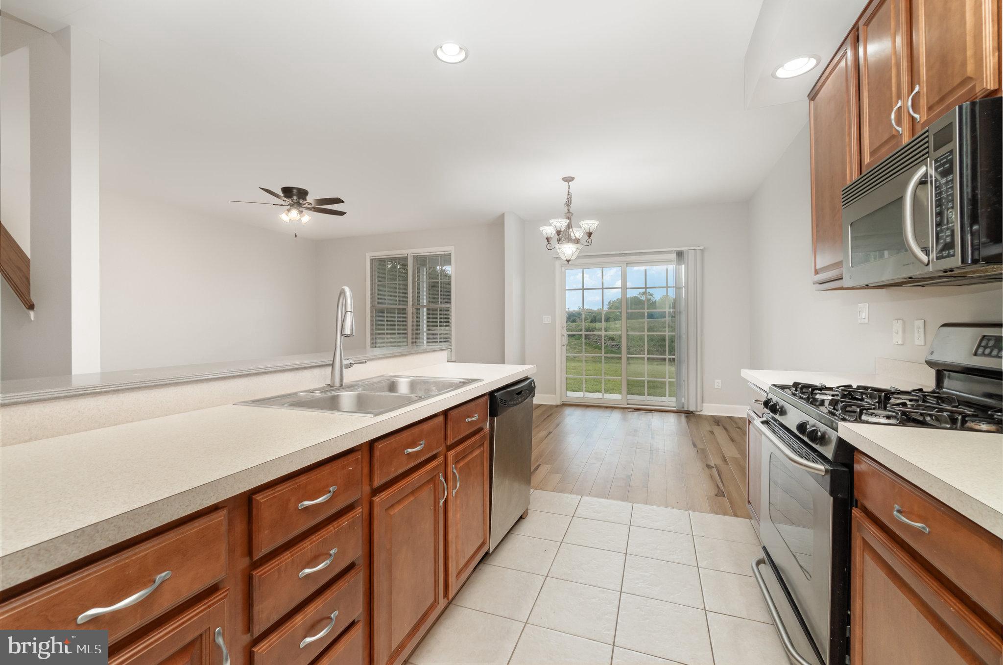 103 Scully Place Lewisberry, PA 17339 - Photo 9 of 27