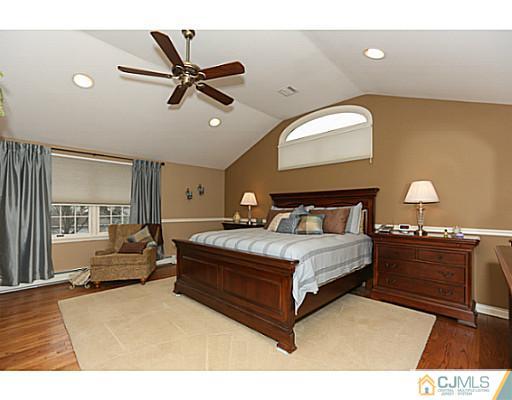 235 B Street Middlesex, NJ 08846 - Photo 18 of 25 Gallery Image 18