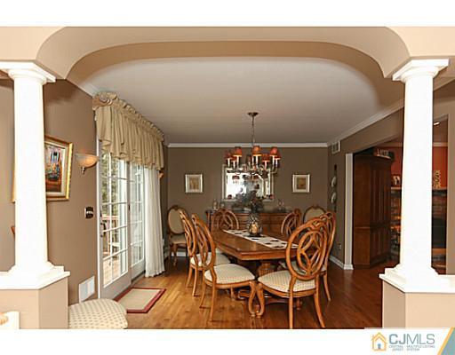 235 B Street Middlesex, NJ 08846 - Photo 4 of 25 Gallery Image 4