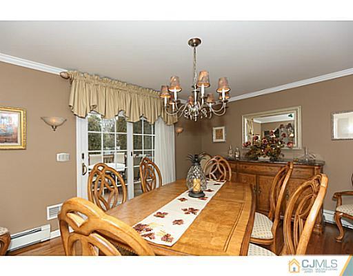 235 B Street Middlesex, NJ 08846 - Photo 5 of 25 Gallery Image 5