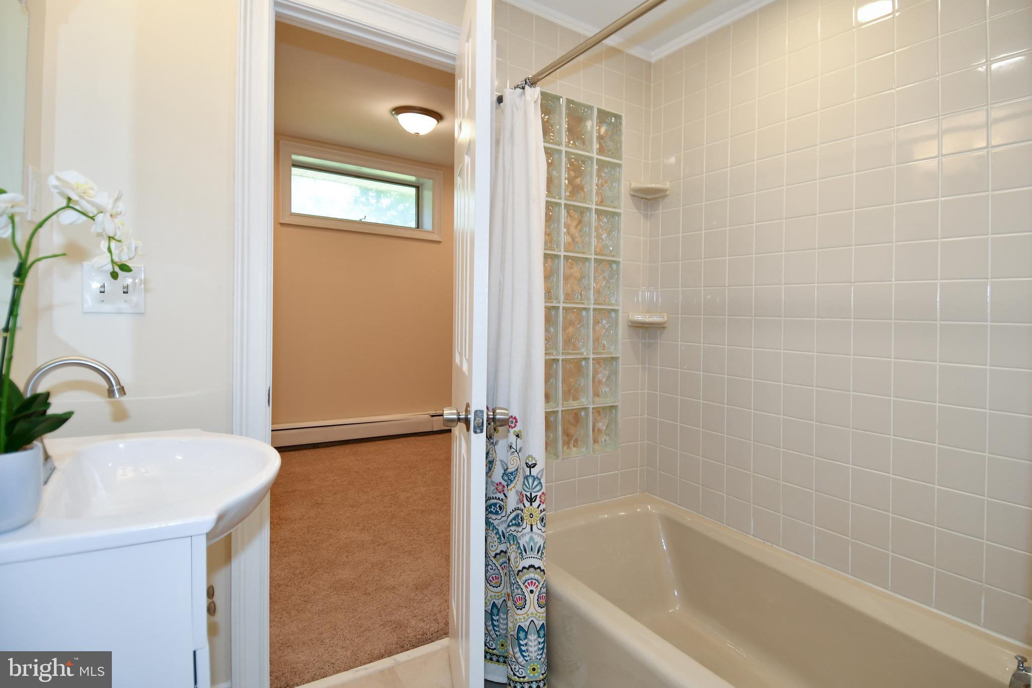 7011 Old Sandy Spring Road Laurel, MD 20707 - Photo 29 of 39 Basement Bathroom