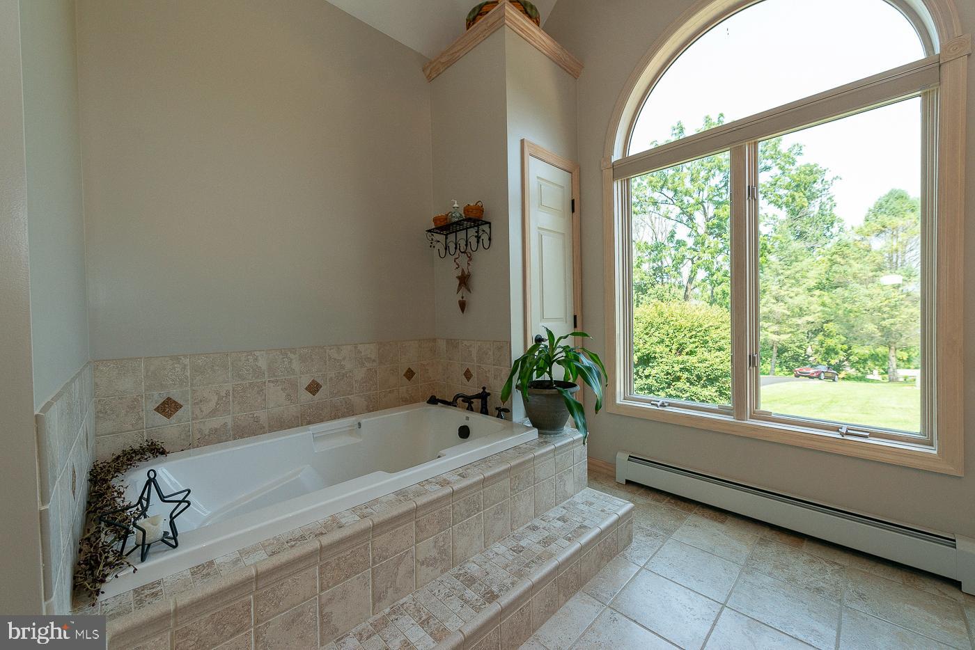 407 Coffeetown Road Easton, PA 18042 - Photo 14 of 40