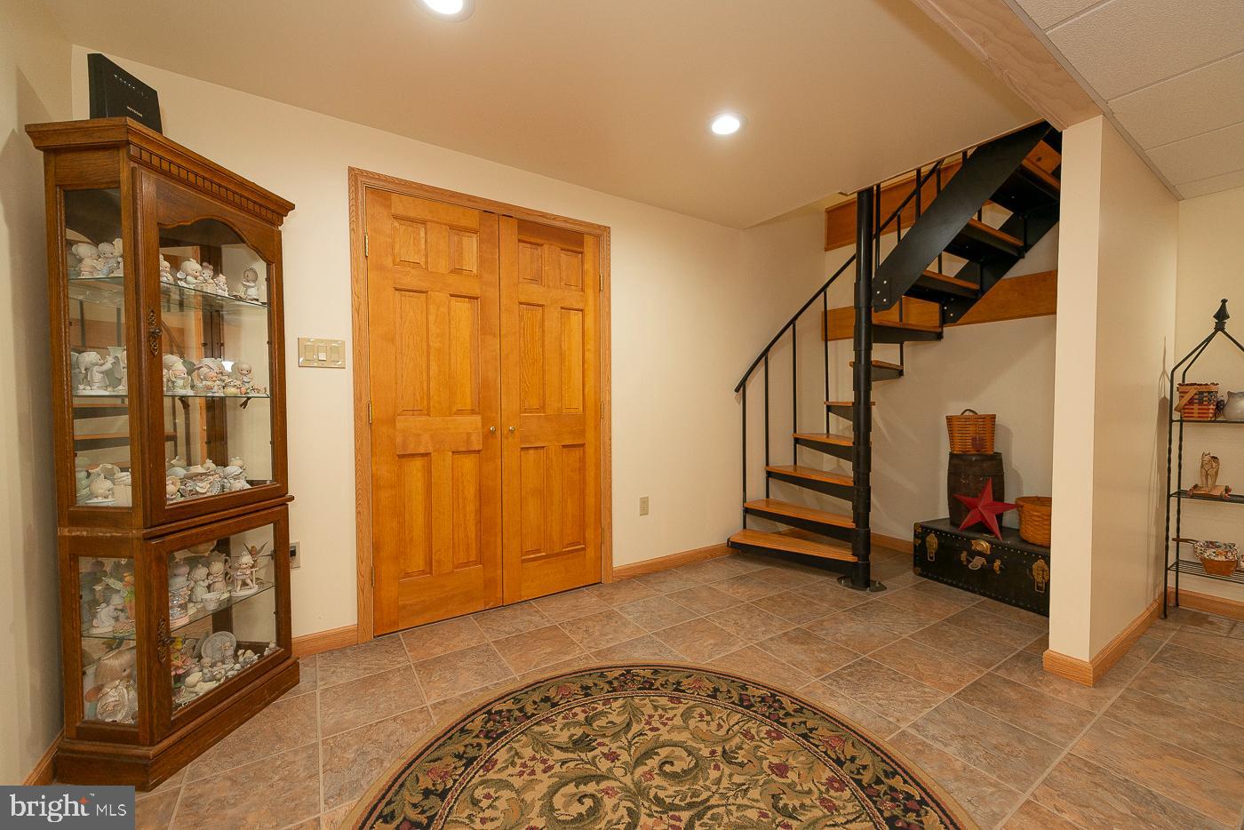 407 Coffeetown Road Easton, PA 18042 - Photo 20 of 40
