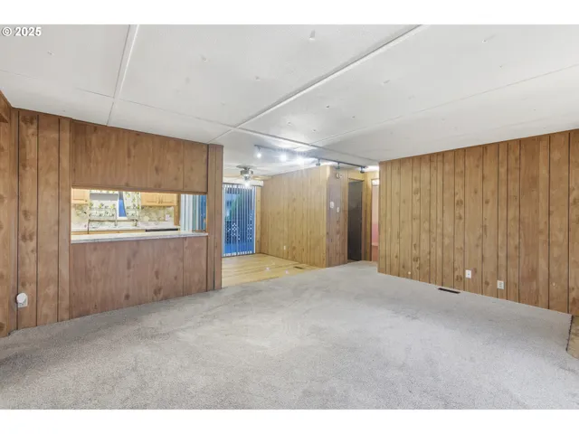 $310,000 | 810 Acadia Avenue, Garibaldi, OR 97118