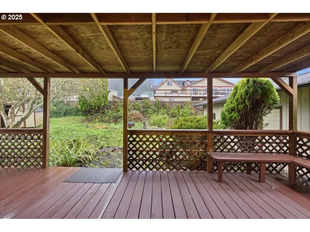 $310,000 | 810 Acadia Avenue, Garibaldi, OR 97118