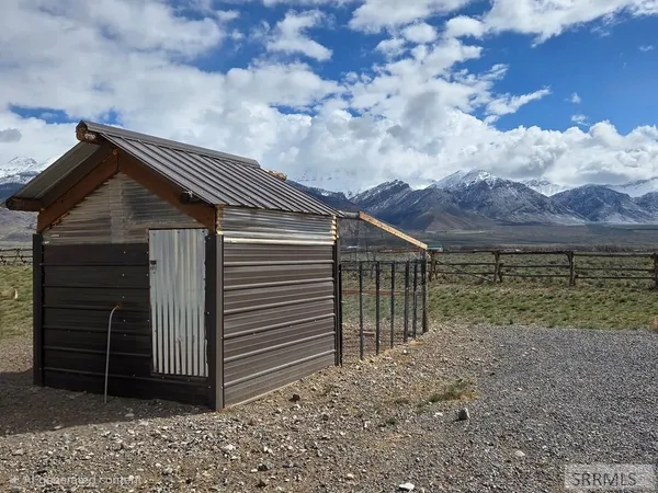 $295,000 | 5594 Fish Hatchery Road, Mackay, ID 83251